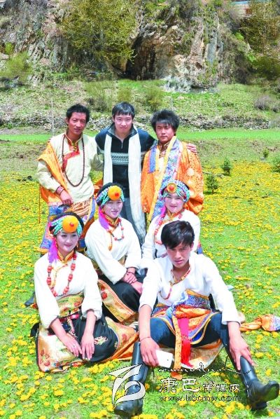 把美人裝進(jìn)心里，把美景留給眼睛