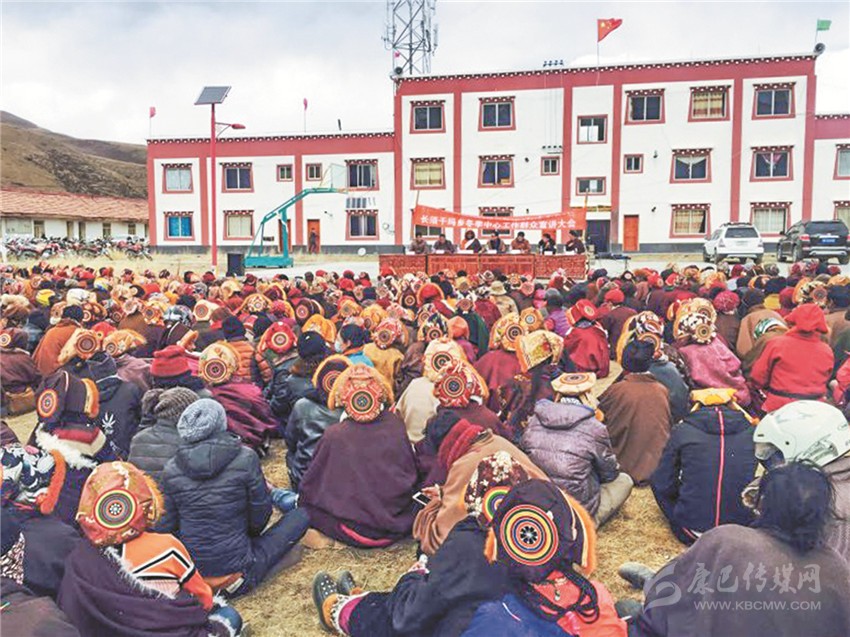 石渠縣開展“千人大下鄉(xiāng)” 、“千人大宣講”、“千人大走訪”活動(dòng)掠影